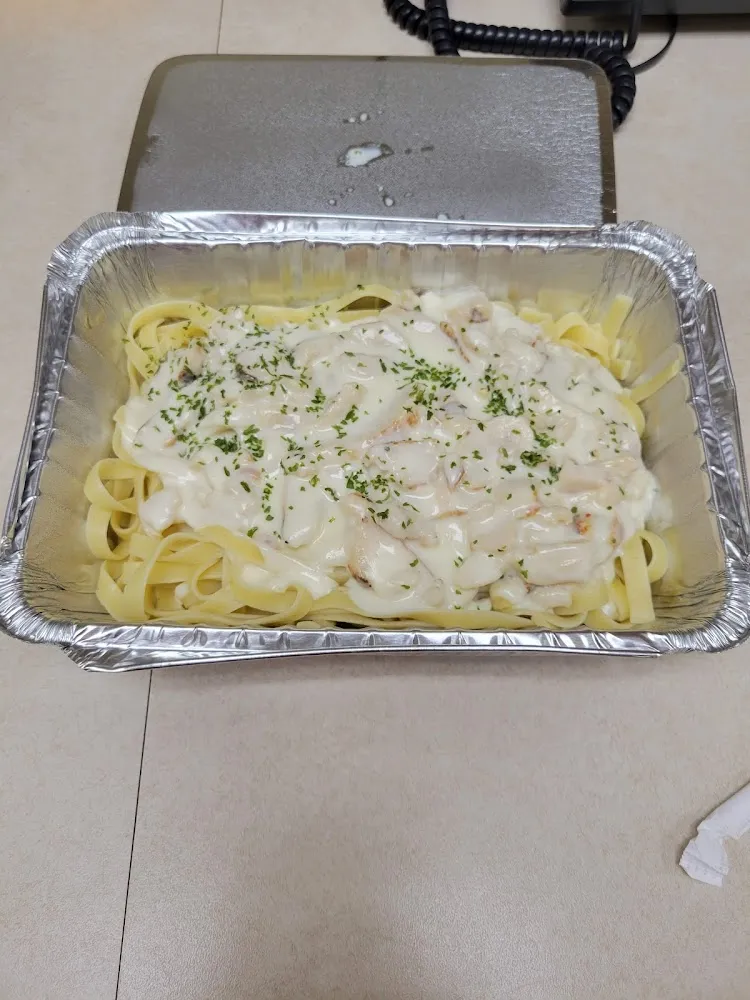 Fettuccine Alfredo with Chicken