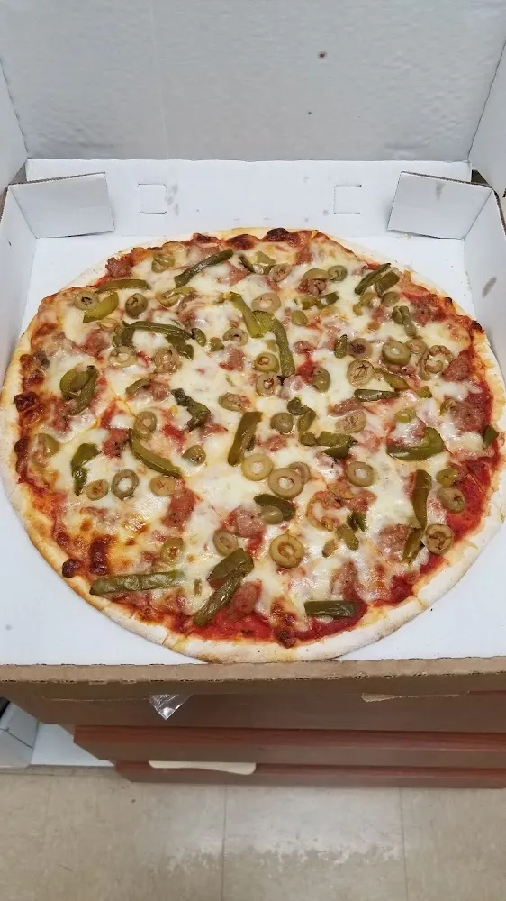 Sausage Green Pepper Green Olive Pizza
